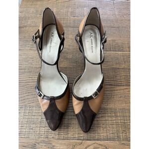 Vintage Ann Klein 8.5 Two-Tone T-Strap Pumps Tan Brown Y2K Classic Elegant